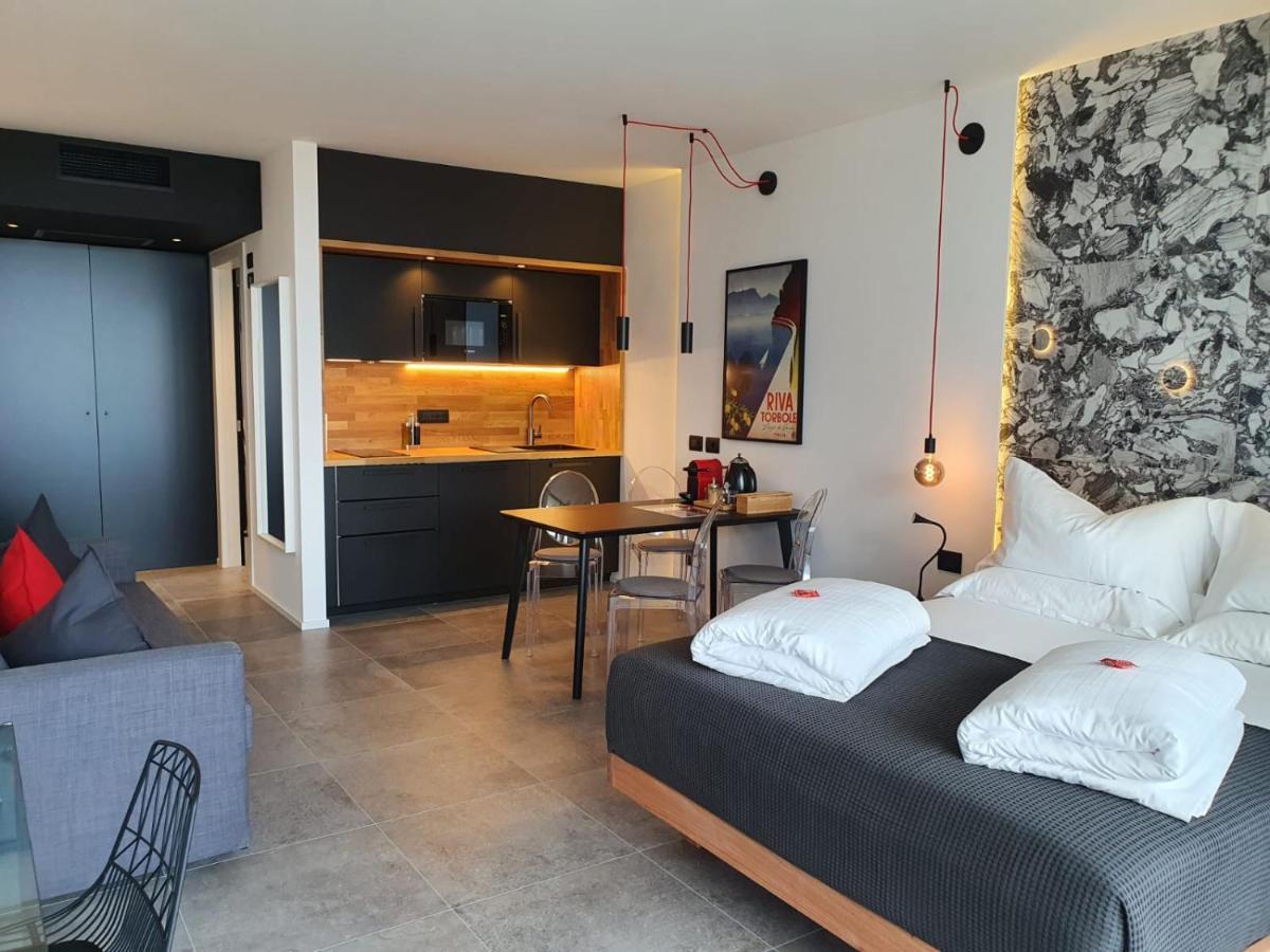 Visioni Lake View Boutique Rooms & Breakfast - Adults Friendly Ρίβα ντελ Γκάρντα Εξωτερικό φωτογραφία