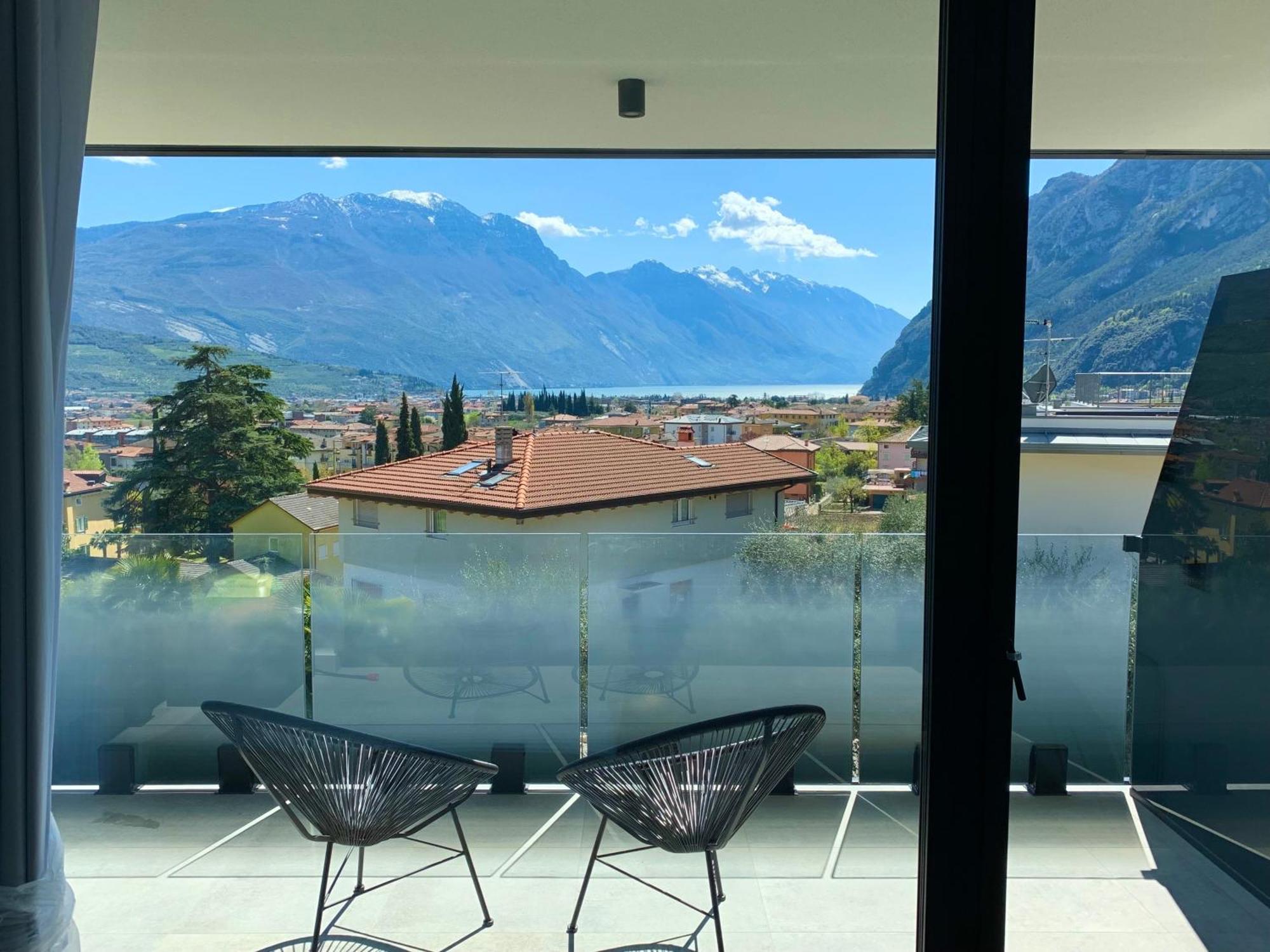 Visioni Lake View Boutique Rooms & Breakfast - Adults Friendly Ρίβα ντελ Γκάρντα Εξωτερικό φωτογραφία